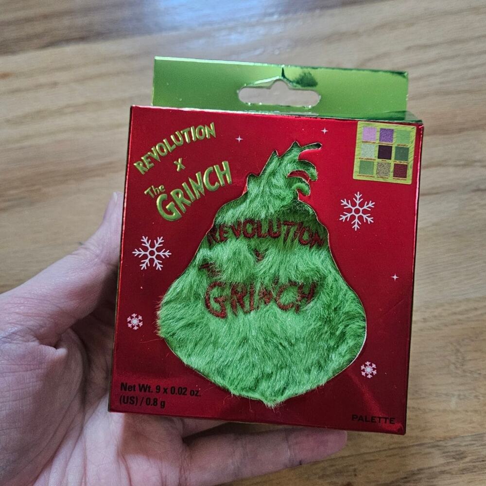 NEW Revolution x The Grinch Mean One 9 Shade Eyeshadow Palette Limited Edition